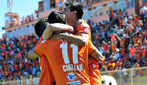 Cobreloa le propinó una humillante goleada a Colo Colo en Calama