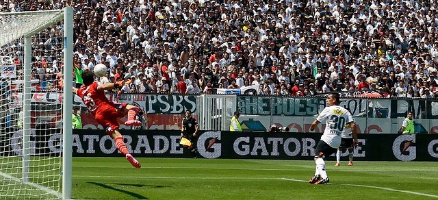 Colo Colo mantuvo paternidad sobre la U y encendió el torneo